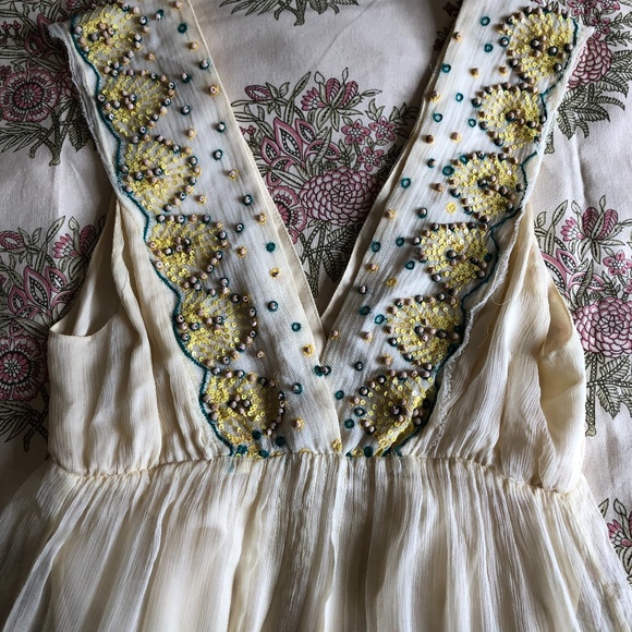 Development Yellow Silk Goddess Dress - Picture 6 of 9